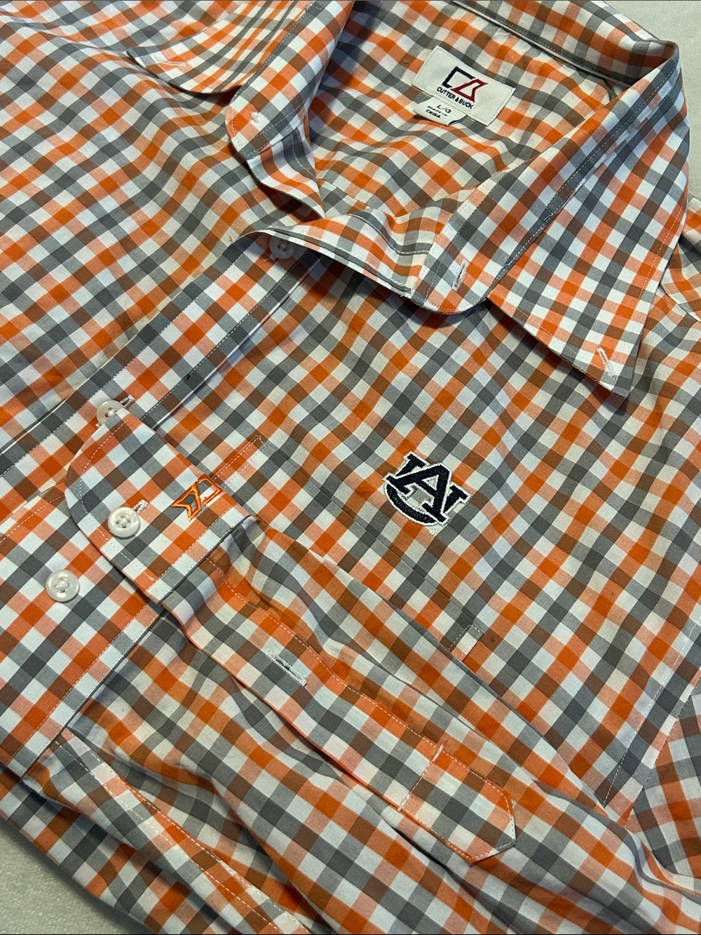 Cutter & Buck Auburn Tigers Men's L Plaid Button Down Shirt
